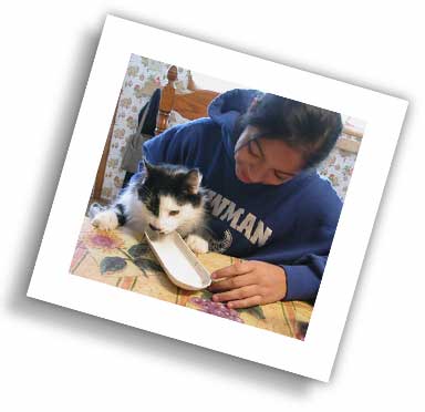 (photo Marcela with the new cat)